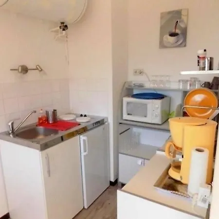 Vaux-sur-mer, 2 Pieces, 3 Personnes - Fr-1-305-1411 Apartment Vaux-sur-Mer