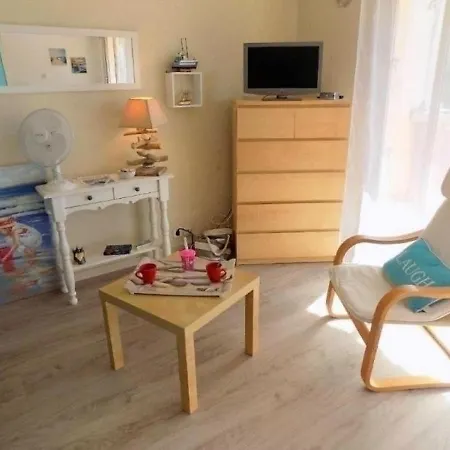 Apartment Vaux-sur-mer, 2 Pieces, 3 Personnes - Fr-1-305-1411 Vaux-sur-Mer
