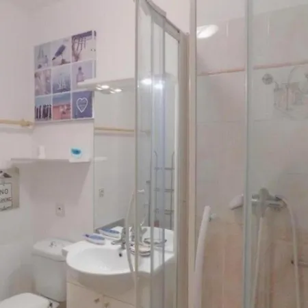 Vaux-sur-mer, 2 Pieces, 3 Personnes - Fr-1-305-1411 Apartment